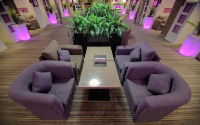 Grand Valley Hotel