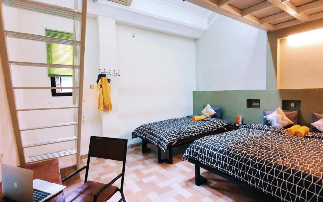 MADOR Malang Dorm Hostel