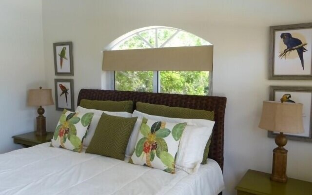Touch of elegance! 6 Bedroom near the beach