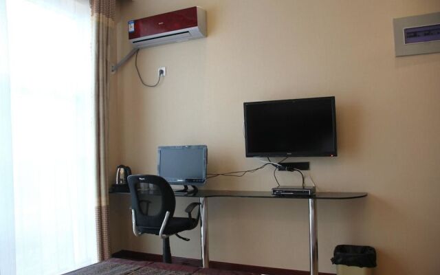 Super 8 Hotel
