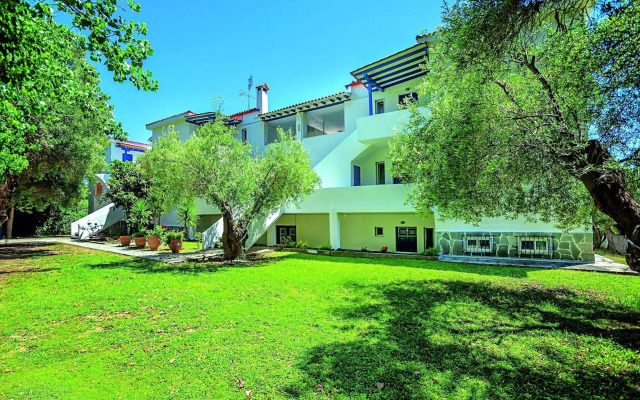 Xenios Faros Apartments