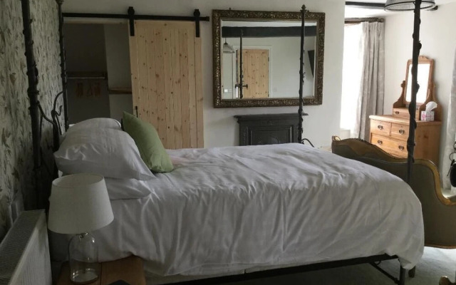 The Burrows Bed and Breakfast