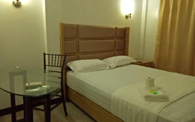 Meaco Hotel - Anilao