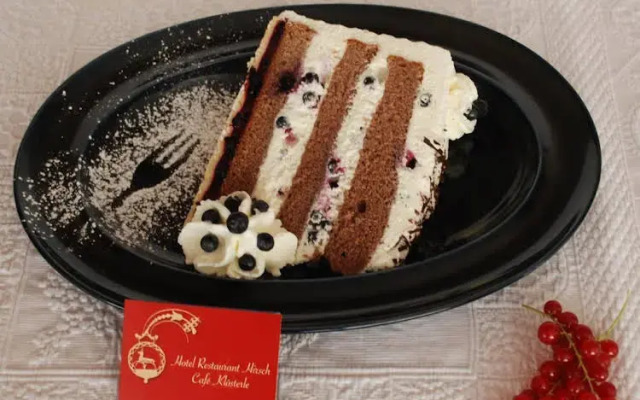 Hotel Hirsch mit Café Klösterle