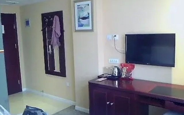 Super 8 Hotel