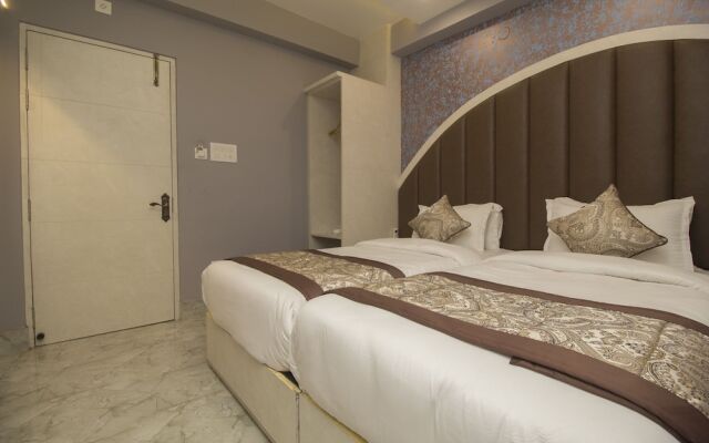 OYO 27992 Hotel Ganpati
