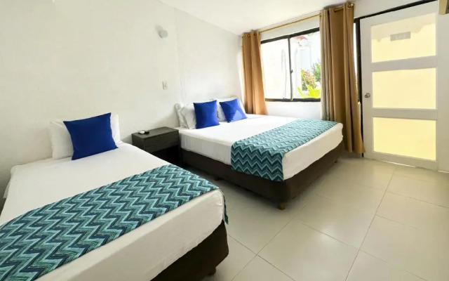 Hotel On Vacation Blue Reef