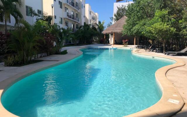 Castell Suites Apartment