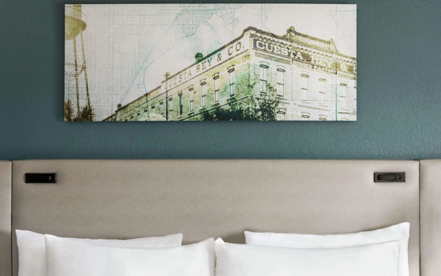 Отель Alba Tampa, Tapestry Collection by Hilton