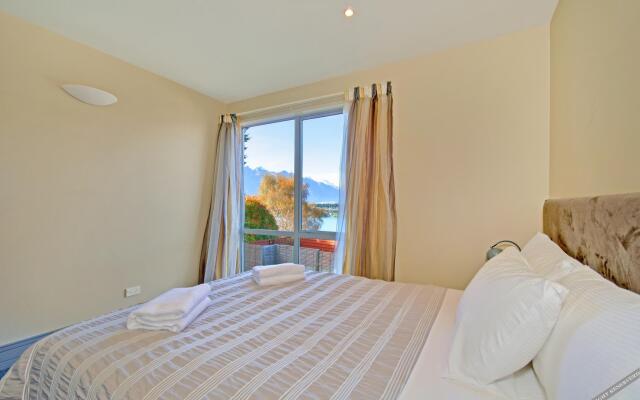 7-21 Earnslaw Terrace