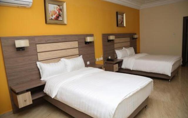Consort Luxury Suites