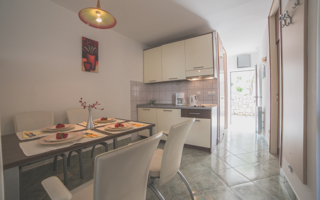 Beach Apartments Lavica