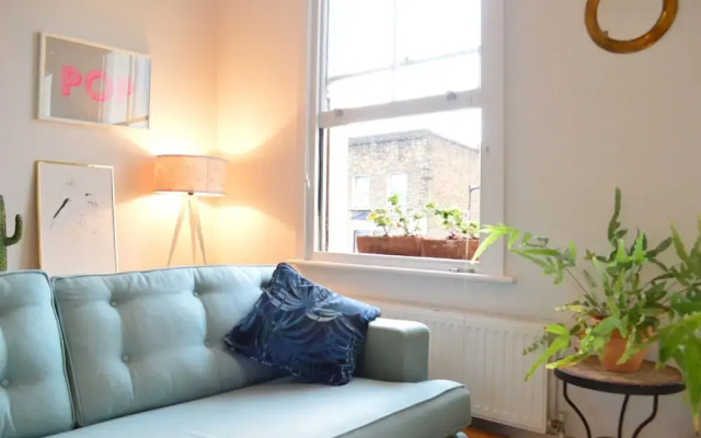 Spacious 2 Bedroom Apartment in Stoke Newington