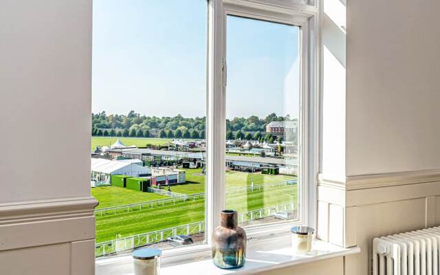 The Racecourse Penthouse