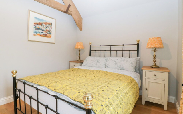 Velindra Farm Cottage