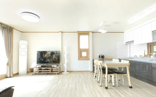 Muchangpo Hyu-an Pension