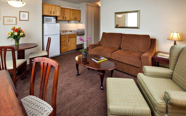 Mark Spencer Hotel