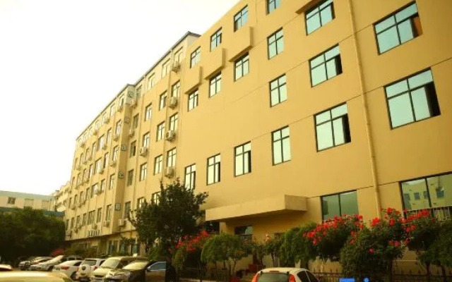 Jinjing Select Hotel (Xintian 360 South Airlines Branch)