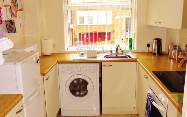 Salisbury Street City Central by BHR Apartments