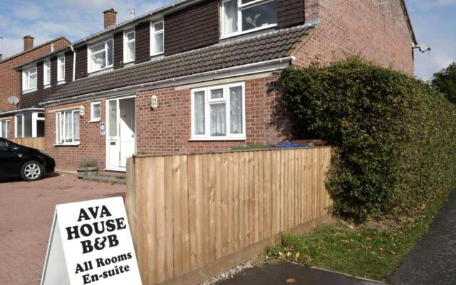 Ava House Bed and Breakfast