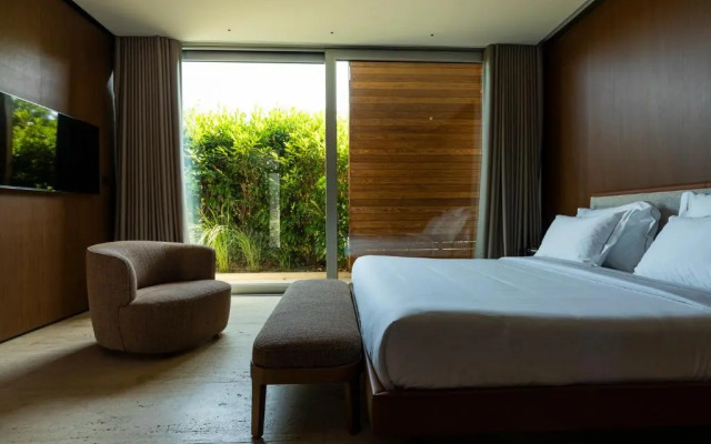 Vaya Beach Resort	