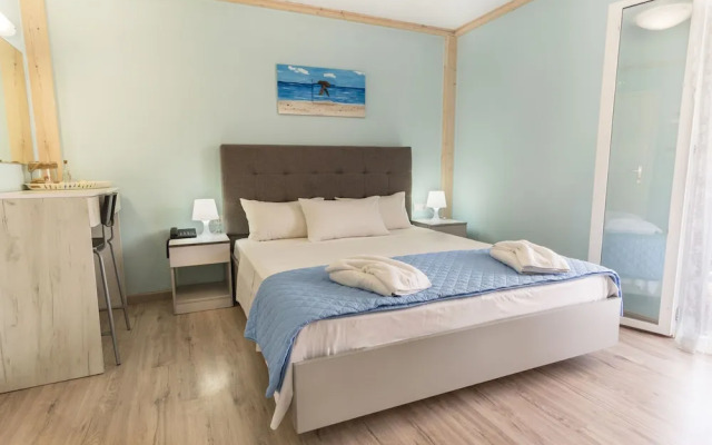 Sunrise Suites