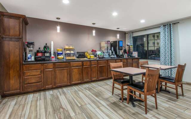 Days Inn by Wyndham Waco Near Downtown/University