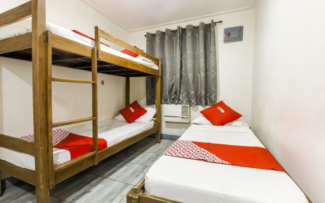 Metro Deluxe Residences