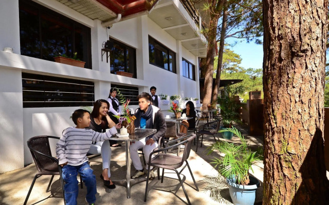 Mines View Park Hotel