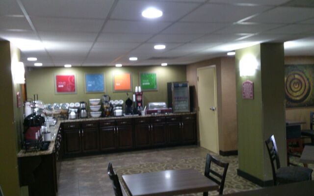 Comfort Inn Jackson I-40