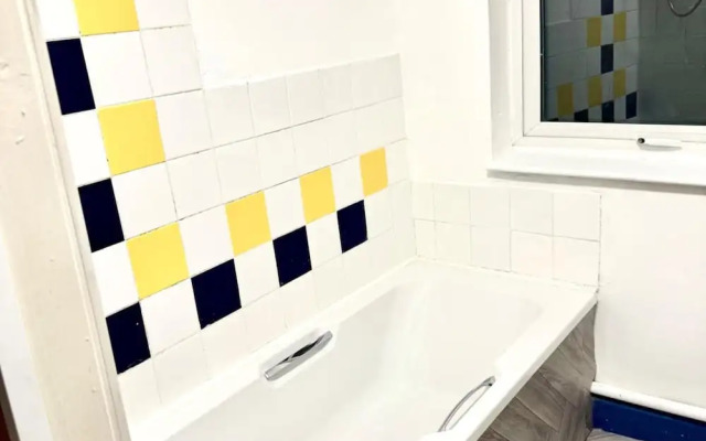 Cosy Leicester Apartment With 2 Bedrooms