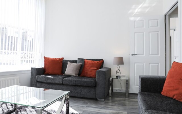 Diamond - King Street Apartment 9b