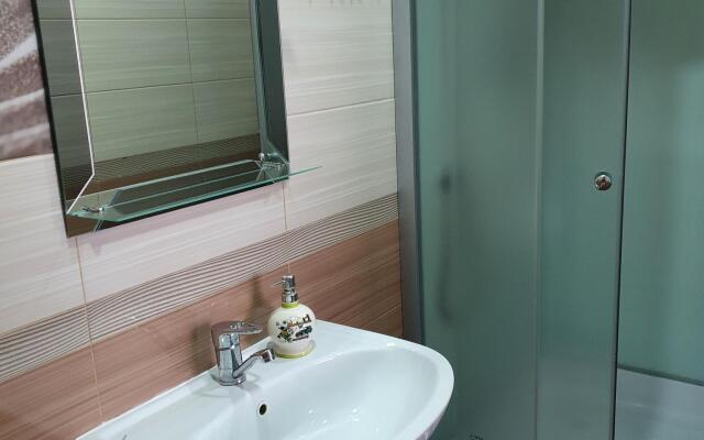 Анна и Король на Телеграфной 3