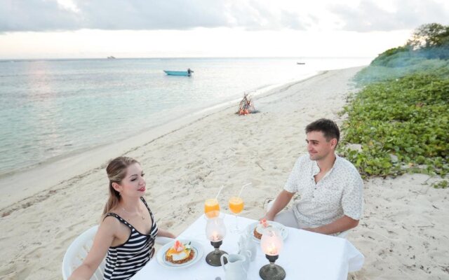 Huvadhoo Inn