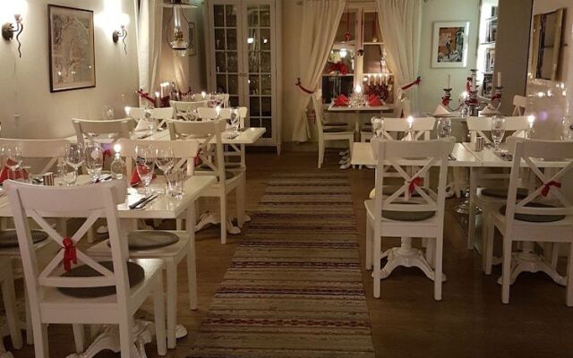 Ågården Hotell & Restaurang