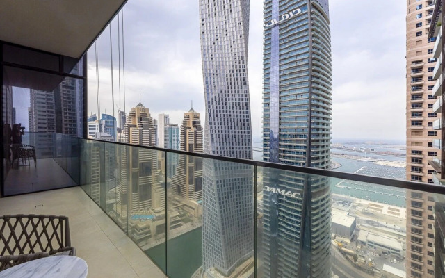 Luxury 2BR Marina Gate 3