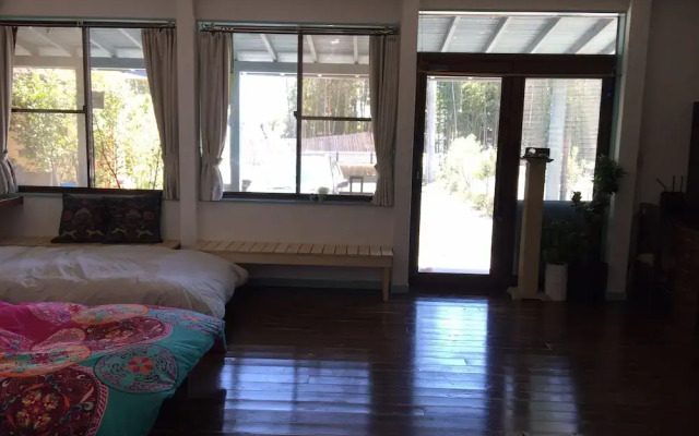 Guesthouse B&B Nekonojimusyo - Hostel, Caters to Women