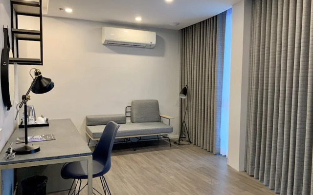 JET Hotel