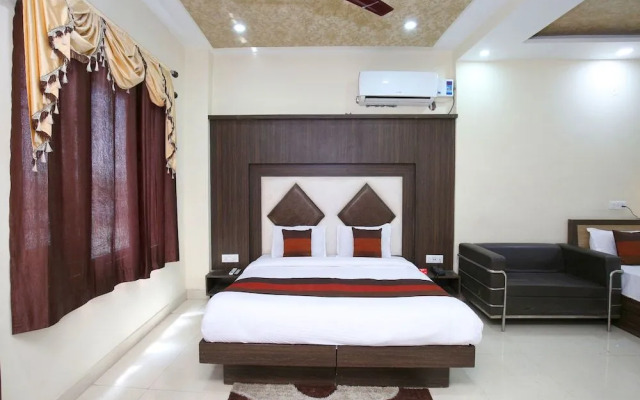 OYO 14157 RS Hotel & Restaurant