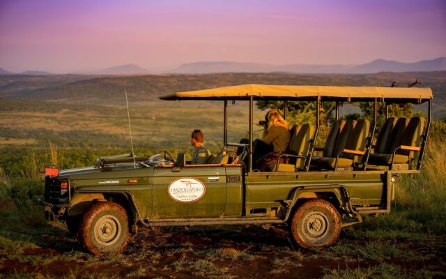 Umzolozolo Private Safari Lodge