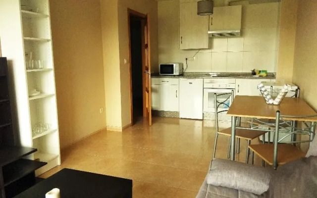 Apartamentos Playa De Las Catedrales 3000