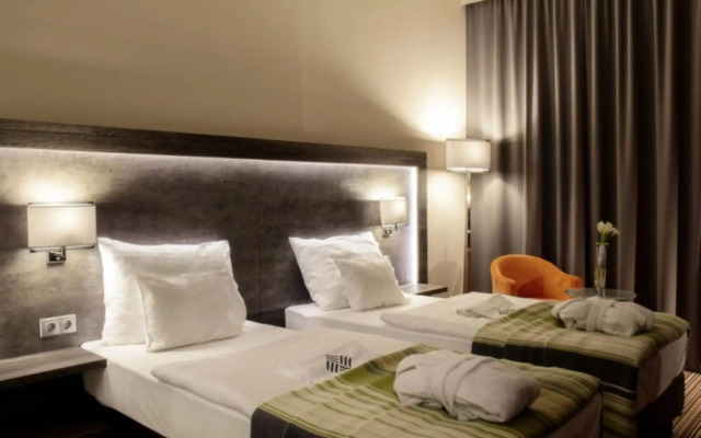 ETO Park Hotel Business & Stadium