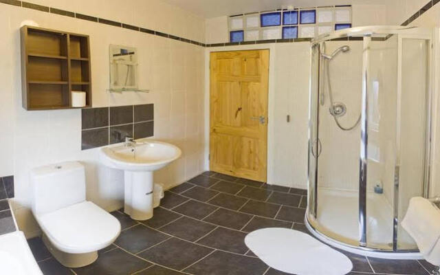 Somerton House B  B
