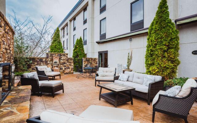 Hampton Inn Madison Huntsville Airport