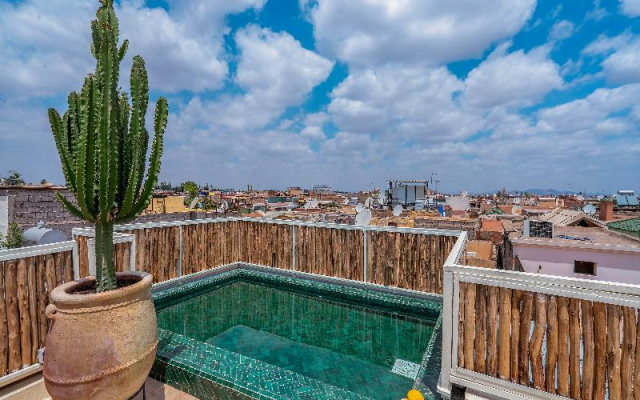 Riad Nelia