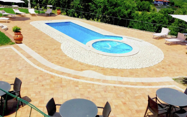 Peaceful Villa in Montefiascone with Bubble Bath