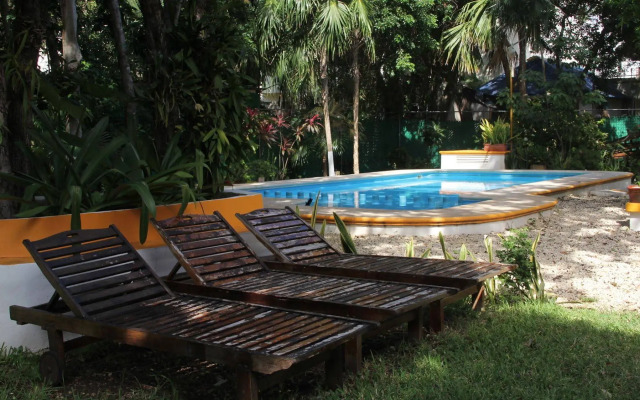 Esduma La Iguana Hotel