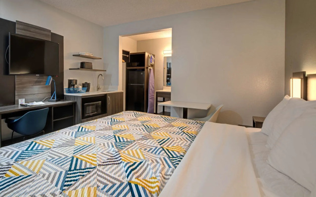 Studio 6 Grand Junction, CO