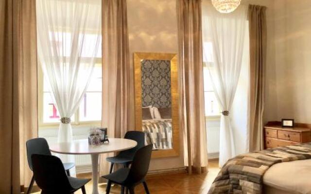 CE Apartment Old Town sq