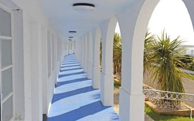 Riviera Hotel